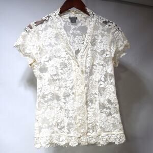 Ann Taylor Size 0 Ivory Floral Lace Short Sleeve Blouse Romantic Sheer Top